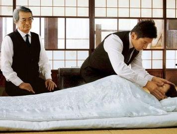入殓师高清在线观看,生死之间，温情永存